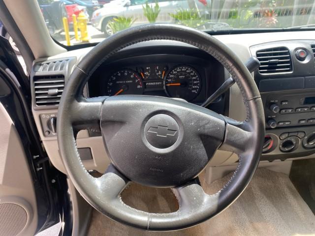 2005 Black /Medium Dark Pewter Chevrolet Colorado Z85 LOW MILES 51,260 1 OWNER (1GCCS198158) with an 2.8L DOHC 4-Cyl MFI Engine engine, Automatic transmission, located at 4701 North Dixie Hwy, Pompano Beach, FL, 33064, (954) 422-2889, 26.240938, -80.123474 - OUR WEBPAGE FLORIDACARS1.COM HAS OVER 100 PHOTOS AND FREE CARFAX LINK 2005 CHEVROLET COLORADO Z85 VIN: 1GCCS198158291462 1 G C C S 1 9 8 1 5 8 2 9 1 4 6 2 4 DOOR EXTENDED CAB PICKUP 2.8L I4 F GASOLINE REAR WHEEL DRIVE Features ABS Brakes Air Conditioning Alloy Wheels AM/FM Stereo Automatic Transmiss - Photo#37