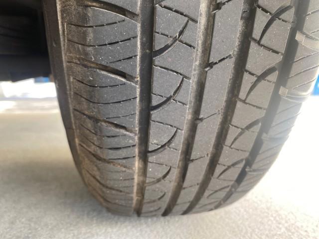 2005 Black /Medium Dark Pewter Chevrolet Colorado Z85 LOW MILES 51,260 1 OWNER (1GCCS198158) with an 2.8L DOHC 4-Cyl MFI Engine engine, Automatic transmission, located at 4701 North Dixie Hwy, Pompano Beach, FL, 33064, (954) 422-2889, 26.240938, -80.123474 - OUR WEBPAGE FLORIDACARS1.COM HAS OVER 100 PHOTOS AND FREE CARFAX LINK 2005 CHEVROLET COLORADO Z85 VIN: 1GCCS198158291462 1 G C C S 1 9 8 1 5 8 2 9 1 4 6 2 4 DOOR EXTENDED CAB PICKUP 2.8L I4 F GASOLINE REAR WHEEL DRIVE Features ABS Brakes Air Conditioning Alloy Wheels AM/FM Stereo Automatic Transmiss - Photo#67