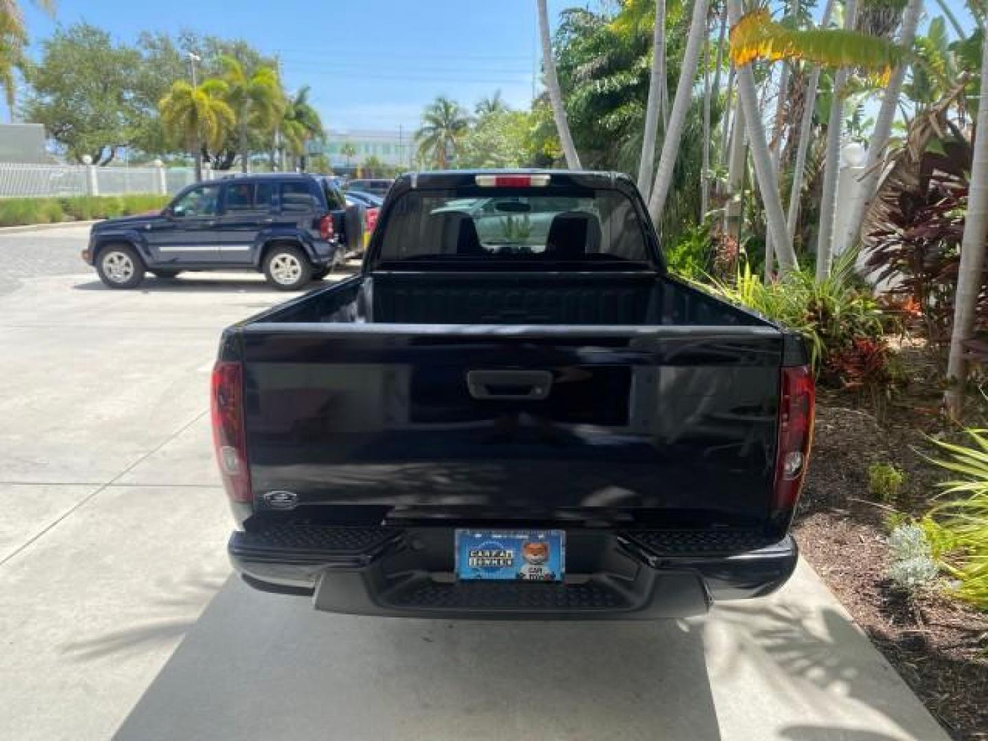2005 Black /Medium Dark Pewter Chevrolet Colorado Fleet Z85 LOW MILES 51,256 1 OWNER (1GCCS198158) with an 2.8L DOHC 4-Cyl MFI Engine engine, Automatic transmission, located at 4701 North Dixie Hwy, Pompano Beach, FL, 33064, (954) 422-2889, 26.240938, -80.123474 - OUR WEBPAGE FLORIDACARS1.COM HAS OVER 100 PHOTOS AND FREE CARFAX LINK 2005 CHEVROLET COLORADO Z85 VIN: 1GCCS198158291462 1 G C C S 1 9 8 1 5 8 2 9 1 4 6 2 4 DOOR EXTENDED CAB PICKUP 2.8L I4 F GASOLINE REAR WHEEL DRIVE Features ABS Brakes Air Conditioning Alloy Wheels AM/FM Stereo Automatic Transmiss - Photo#69