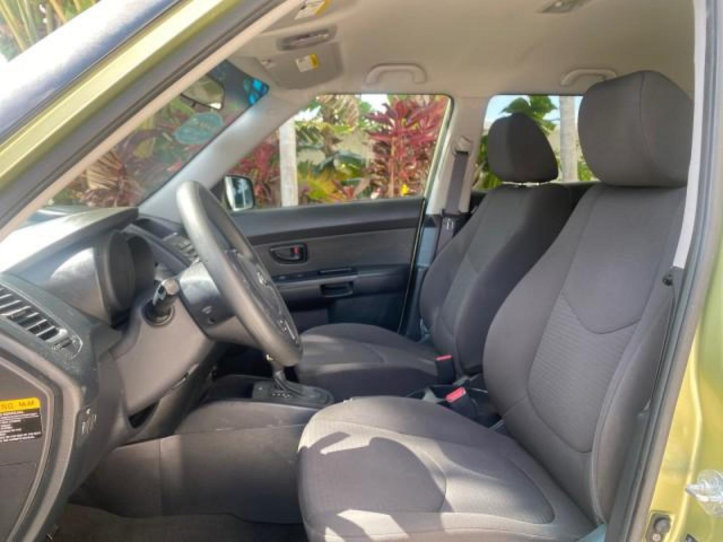2013 Alien Pearl Metallic /Black seat trim Kia Soul LOW MILES 47,876 (KNDJT2A52D7) with an 1.6L DOHC GDI Dual-CVVT 16-Valve I4 Engine engine, Automatic transmission, located at 4701 North Dixie Hwy, Pompano Beach, FL, 33064, (954) 422-2889, 26.240938, -80.123474 - OUR WEBPAGE FLORIDACARS1.COM HAS OVER 100 PHOTOS AND FREE CARFAX LINK 2013 KIA SOUL VIN: KNDJT2A52D7532347 K N D J T 2 A 5 2 D 7 5 3 2 3 4 7 4 DOOR WAGON/SPORT UTILITY 1.6L I4 F DOHC 16V GASOLINE FRONT WHEEL DRIVE Features ABS Brakes Air Conditioning AM/FM Stereo Automatic Transmission Auxiliary Aud - Photo#31