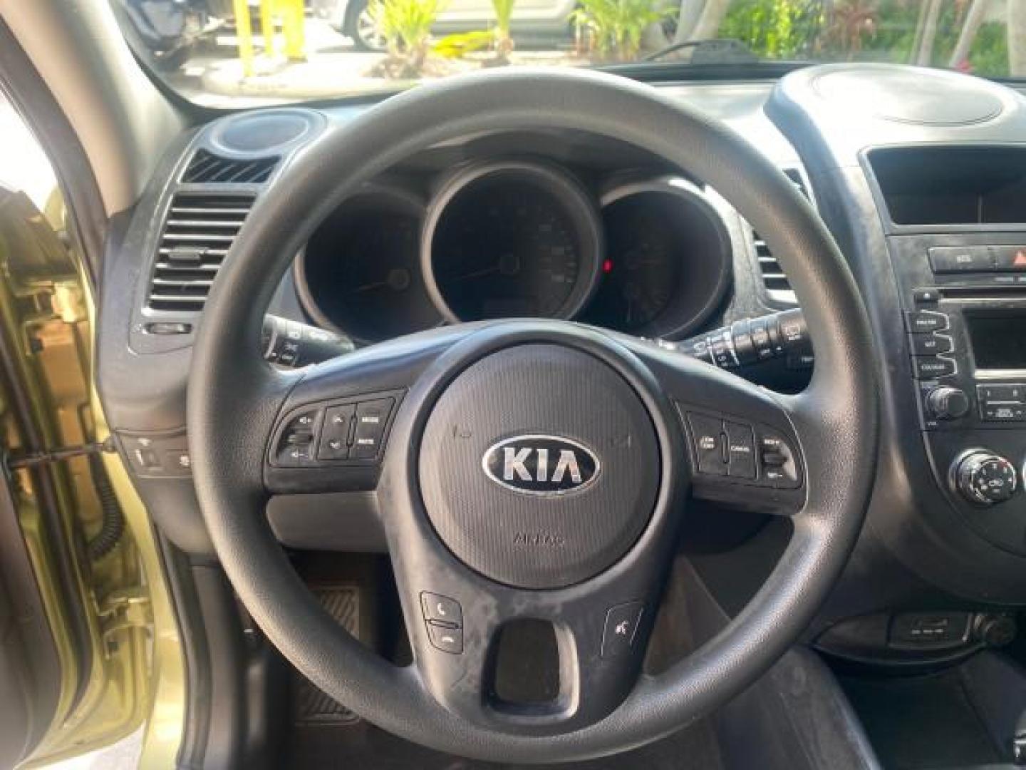 2013 Alien Pearl Metallic /Black seat trim Kia Soul LOW MILES 47,876 (KNDJT2A52D7) with an 1.6L DOHC GDI Dual-CVVT 16-Valve I4 Engine engine, Automatic transmission, located at 4701 North Dixie Hwy, Pompano Beach, FL, 33064, (954) 422-2889, 26.240938, -80.123474 - OUR WEBPAGE FLORIDACARS1.COM HAS OVER 100 PHOTOS AND FREE CARFAX LINK 2013 KIA SOUL VIN: KNDJT2A52D7532347 K N D J T 2 A 5 2 D 7 5 3 2 3 4 7 4 DOOR WAGON/SPORT UTILITY 1.6L I4 F DOHC 16V GASOLINE FRONT WHEEL DRIVE Features ABS Brakes Air Conditioning AM/FM Stereo Automatic Transmission Auxiliary Aud - Photo#37