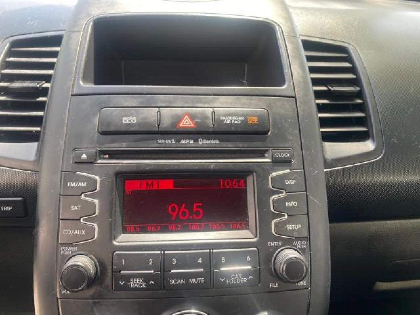 2013 Alien Pearl Metallic /Black seat trim Kia Soul LOW MILES 47,876 (KNDJT2A52D7) with an 1.6L DOHC GDI Dual-CVVT 16-Valve I4 Engine engine, Automatic transmission, located at 4701 North Dixie Hwy, Pompano Beach, FL, 33064, (954) 422-2889, 26.240938, -80.123474 - OUR WEBPAGE FLORIDACARS1.COM HAS OVER 100 PHOTOS AND FREE CARFAX LINK 2013 KIA SOUL VIN: KNDJT2A52D7532347 K N D J T 2 A 5 2 D 7 5 3 2 3 4 7 4 DOOR WAGON/SPORT UTILITY 1.6L I4 F DOHC 16V GASOLINE FRONT WHEEL DRIVE Features ABS Brakes Air Conditioning AM/FM Stereo Automatic Transmission Auxiliary Aud - Photo#47