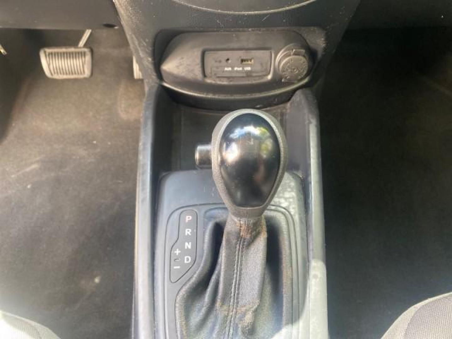 2013 Alien Pearl Metallic /Black seat trim Kia Soul LOW MILES 47,876 (KNDJT2A52D7) with an 1.6L DOHC GDI Dual-CVVT 16-Valve I4 Engine engine, Automatic transmission, located at 4701 North Dixie Hwy, Pompano Beach, FL, 33064, (954) 422-2889, 26.240938, -80.123474 - OUR WEBPAGE FLORIDACARS1.COM HAS OVER 100 PHOTOS AND FREE CARFAX LINK 2013 KIA SOUL VIN: KNDJT2A52D7532347 K N D J T 2 A 5 2 D 7 5 3 2 3 4 7 4 DOOR WAGON/SPORT UTILITY 1.6L I4 F DOHC 16V GASOLINE FRONT WHEEL DRIVE Features ABS Brakes Air Conditioning AM/FM Stereo Automatic Transmission Auxiliary Aud - Photo#50