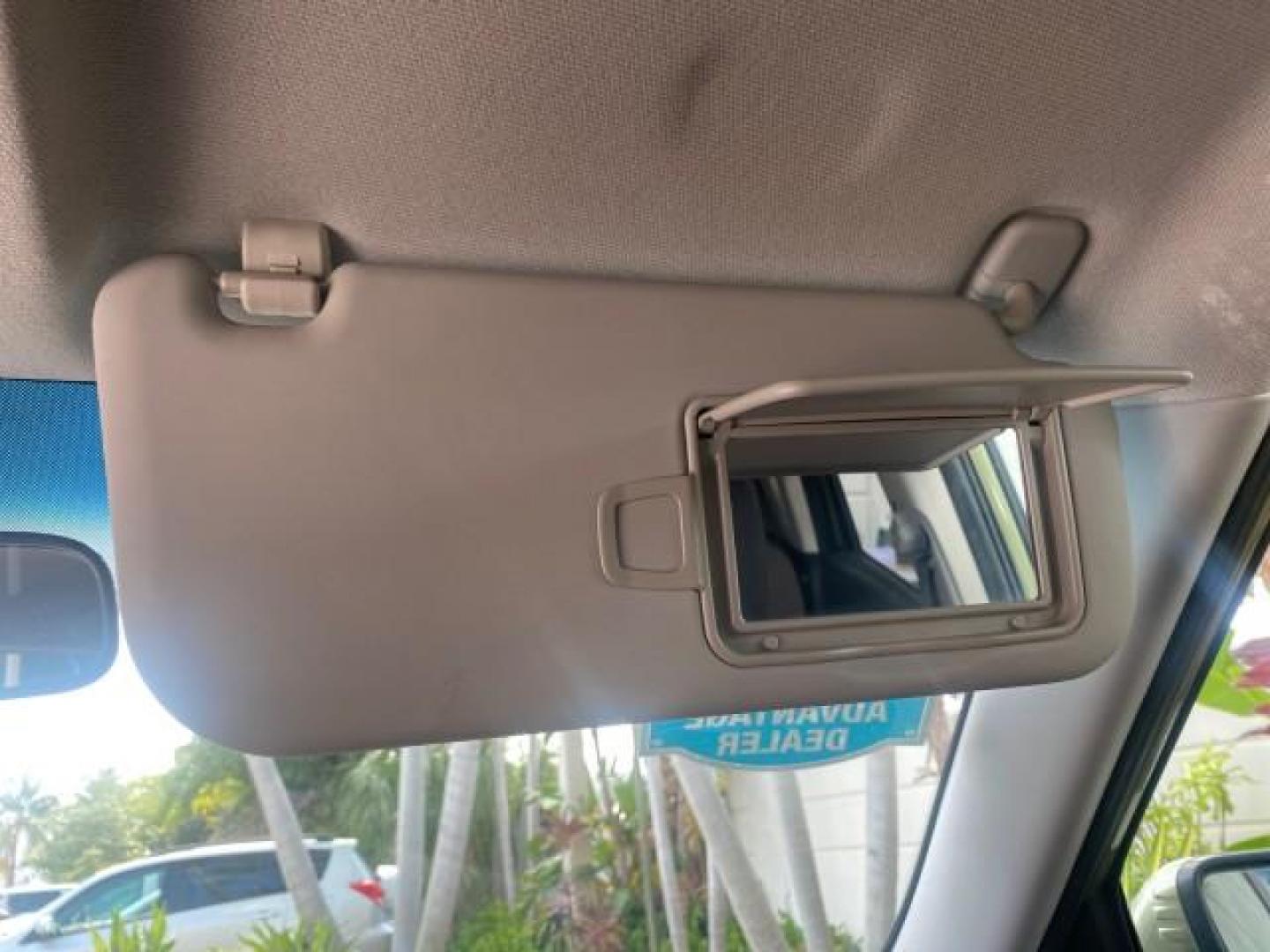 2013 Alien Pearl Metallic /Black seat trim Kia Soul LOW MILES 47,876 (KNDJT2A52D7) with an 1.6L DOHC GDI Dual-CVVT 16-Valve I4 Engine engine, Automatic transmission, located at 4701 North Dixie Hwy, Pompano Beach, FL, 33064, (954) 422-2889, 26.240938, -80.123474 - OUR WEBPAGE FLORIDACARS1.COM HAS OVER 100 PHOTOS AND FREE CARFAX LINK 2013 KIA SOUL VIN: KNDJT2A52D7532347 K N D J T 2 A 5 2 D 7 5 3 2 3 4 7 4 DOOR WAGON/SPORT UTILITY 1.6L I4 F DOHC 16V GASOLINE FRONT WHEEL DRIVE Features ABS Brakes Air Conditioning AM/FM Stereo Automatic Transmission Auxiliary Aud - Photo#57
