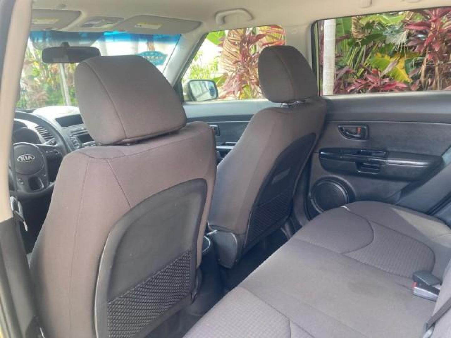 2013 Alien Pearl Metallic /Black seat trim Kia Soul LOW MILES 47,876 (KNDJT2A52D7) with an 1.6L DOHC GDI Dual-CVVT 16-Valve I4 Engine engine, Automatic transmission, located at 4701 North Dixie Hwy, Pompano Beach, FL, 33064, (954) 422-2889, 26.240938, -80.123474 - OUR WEBPAGE FLORIDACARS1.COM HAS OVER 100 PHOTOS AND FREE CARFAX LINK 2013 KIA SOUL VIN: KNDJT2A52D7532347 K N D J T 2 A 5 2 D 7 5 3 2 3 4 7 4 DOOR WAGON/SPORT UTILITY 1.6L I4 F DOHC 16V GASOLINE FRONT WHEEL DRIVE Features ABS Brakes Air Conditioning AM/FM Stereo Automatic Transmission Auxiliary Aud - Photo#67