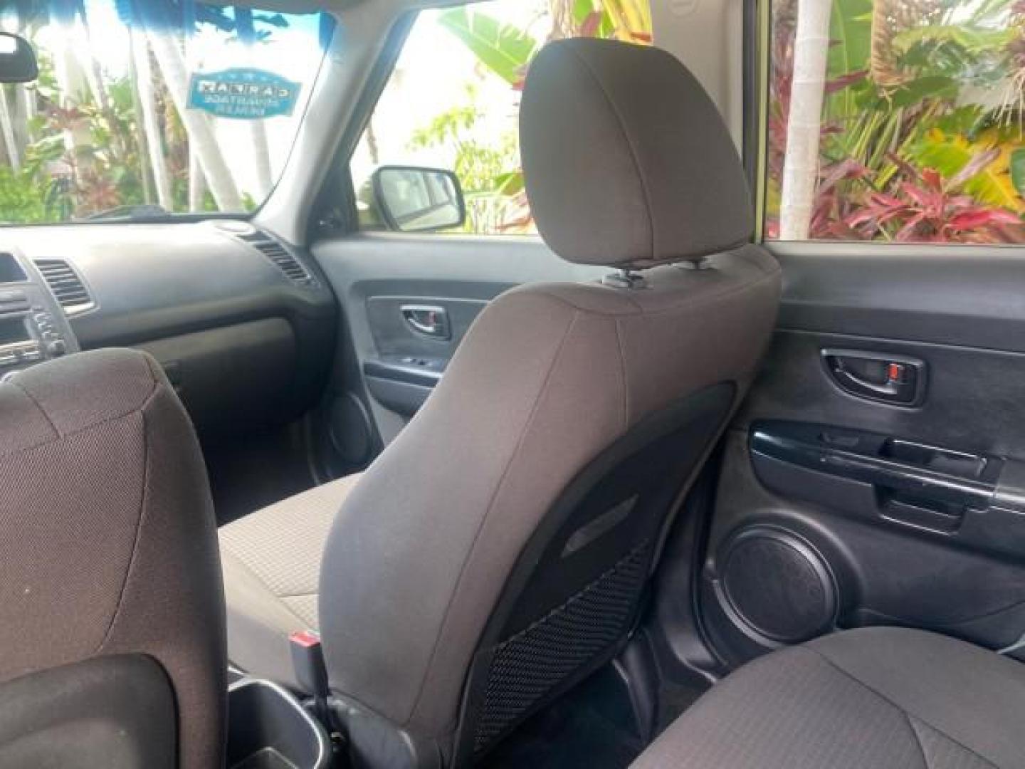 2013 Alien Pearl Metallic /Black seat trim Kia Soul LOW MILES 47,876 (KNDJT2A52D7) with an 1.6L DOHC GDI Dual-CVVT 16-Valve I4 Engine engine, Automatic transmission, located at 4701 North Dixie Hwy, Pompano Beach, FL, 33064, (954) 422-2889, 26.240938, -80.123474 - OUR WEBPAGE FLORIDACARS1.COM HAS OVER 100 PHOTOS AND FREE CARFAX LINK 2013 KIA SOUL VIN: KNDJT2A52D7532347 K N D J T 2 A 5 2 D 7 5 3 2 3 4 7 4 DOOR WAGON/SPORT UTILITY 1.6L I4 F DOHC 16V GASOLINE FRONT WHEEL DRIVE Features ABS Brakes Air Conditioning AM/FM Stereo Automatic Transmission Auxiliary Aud - Photo#70