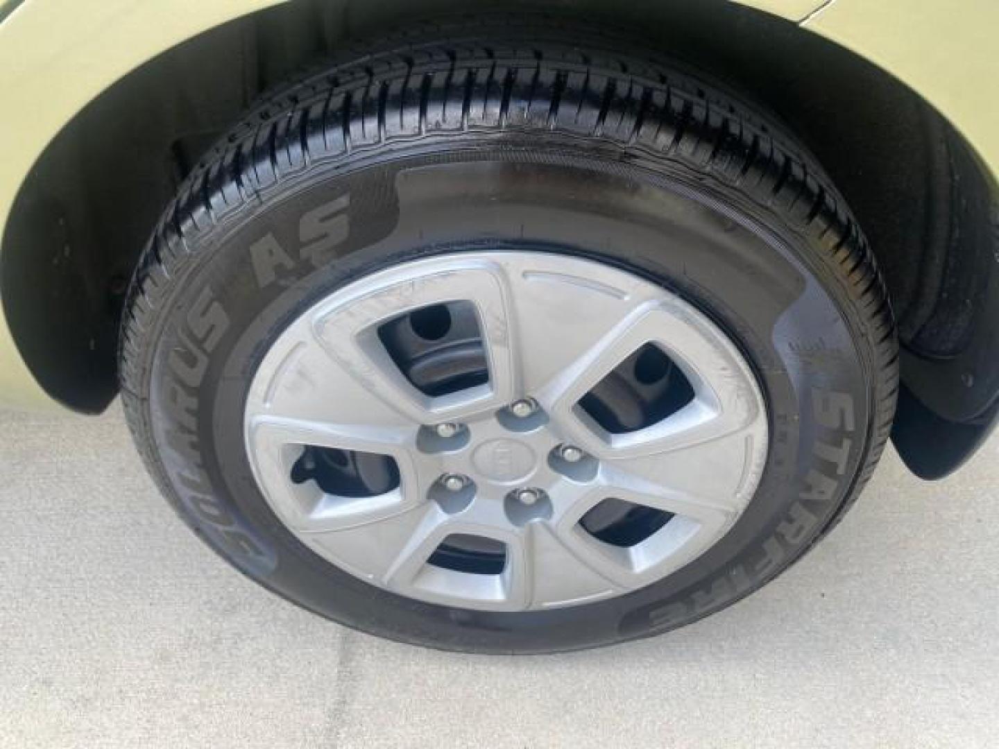 2013 Alien Pearl Metallic /Black seat trim Kia Soul LOW MILES 47,876 (KNDJT2A52D7) with an 1.6L DOHC GDI Dual-CVVT 16-Valve I4 Engine engine, Automatic transmission, located at 4701 North Dixie Hwy, Pompano Beach, FL, 33064, (954) 422-2889, 26.240938, -80.123474 - OUR WEBPAGE FLORIDACARS1.COM HAS OVER 100 PHOTOS AND FREE CARFAX LINK 2013 KIA SOUL VIN: KNDJT2A52D7532347 K N D J T 2 A 5 2 D 7 5 3 2 3 4 7 4 DOOR WAGON/SPORT UTILITY 1.6L I4 F DOHC 16V GASOLINE FRONT WHEEL DRIVE Features ABS Brakes Air Conditioning AM/FM Stereo Automatic Transmission Auxiliary Aud - Photo#73