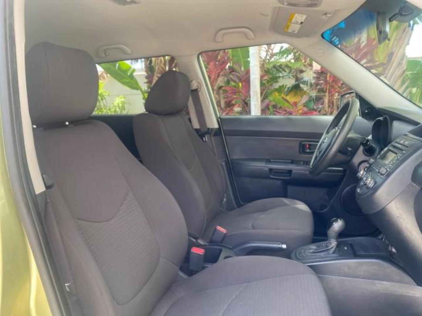 2013 Alien Pearl Metallic /Black seat trim Kia Soul LOW MILES 47,876 (KNDJT2A52D7) with an 1.6L DOHC GDI Dual-CVVT 16-Valve I4 Engine engine, Automatic transmission, located at 4701 North Dixie Hwy, Pompano Beach, FL, 33064, (954) 422-2889, 26.240938, -80.123474 - OUR WEBPAGE FLORIDACARS1.COM HAS OVER 100 PHOTOS AND FREE CARFAX LINK 2013 KIA SOUL VIN: KNDJT2A52D7532347 K N D J T 2 A 5 2 D 7 5 3 2 3 4 7 4 DOOR WAGON/SPORT UTILITY 1.6L I4 F DOHC 16V GASOLINE FRONT WHEEL DRIVE Features ABS Brakes Air Conditioning AM/FM Stereo Automatic Transmission Auxiliary Aud - Photo#86