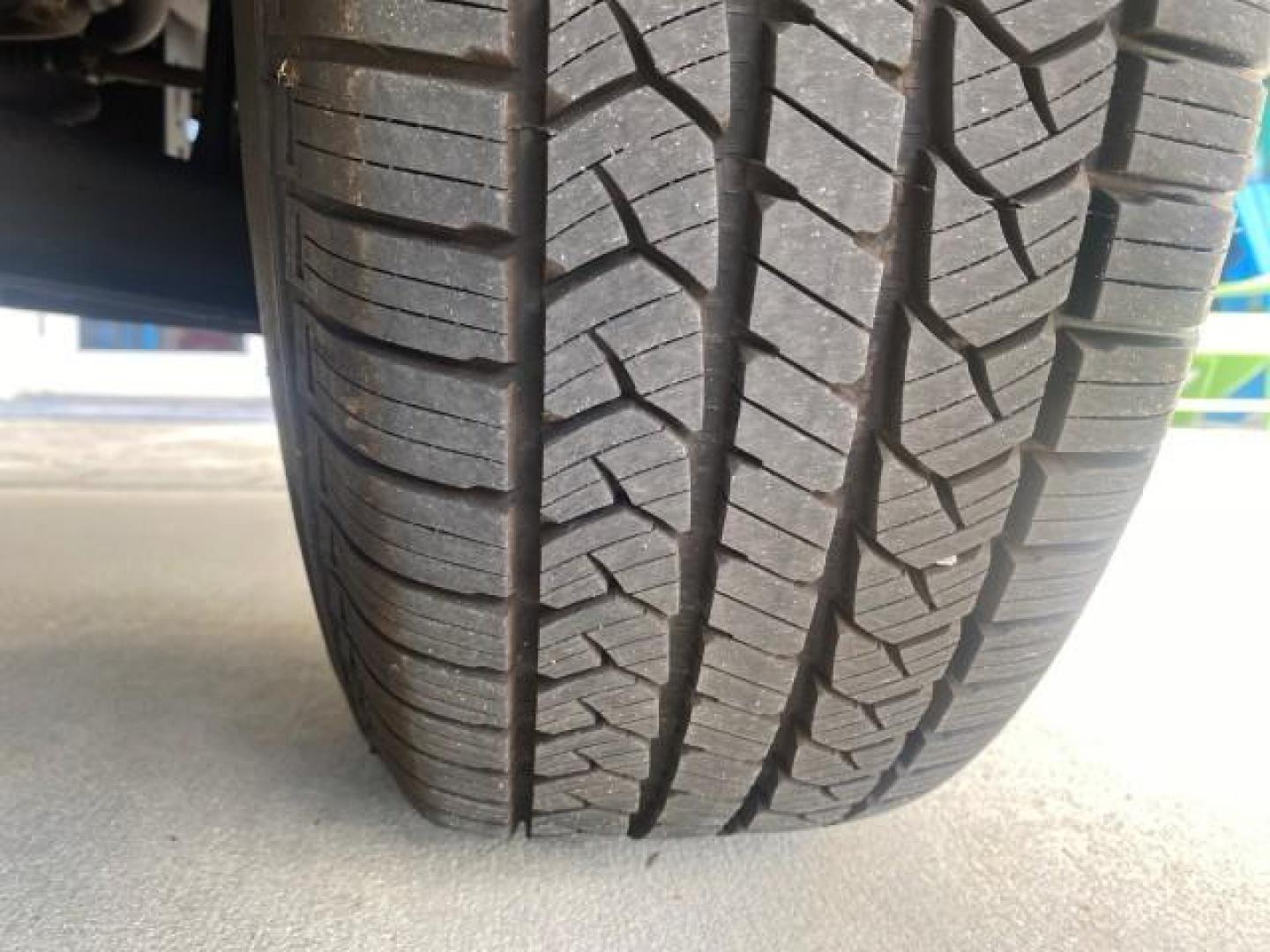 2010 Torch Red /Medium Dark Flint Ford Ranger XL LOW MILES 45,669 4 CYL 5 SPD (1FTKR1AD2AP) with an 2.3L DOHC 16-Valve I4 Engine engine, Manual transmission, located at 4701 North Dixie Hwy, Pompano Beach, FL, 33064, (954) 422-2889, 26.240938, -80.123474 - OUR WEBPAGE FLORIDACARS1.COM HAS OVER 100 PHOTOS AND FREE CARFAX LINK 2010 FORD RANGER XL VIN: 1FTKR1AD2APA10334 1 F T K R 1 A D 2 A P A 1 0 3 3 4 PICKUP 2.3L I4 F DOHC 16V GASOLINE REAR WHEEL DRIVE Features ABS Brakes Air Conditioning AM/FM Stereo Manual Transmission Side Airbags Tow Hitch Traction - Photo#93