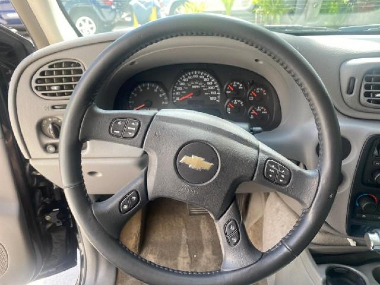 2005 Black /Light Gray Chevrolet TrailBlazer LT LOW MILES 30,654 (1GNDS13S752) with an 4.2L Vortec 4200 SFI I6 Engine engine, Automatic transmission, located at 4701 North Dixie Hwy, Pompano Beach, FL, 33064, (954) 422-2889, 26.240938, -80.123474 - OUR WEBPAGE FLORIDACARS1.COM HAS OVER 100 PHOTOS AND FREE CARFAX LINK 2005 CHEVROLET TRAILBLAZER LS VIN: 1GNDS13S752214856 4 DOOR WAGON/SPORT UTILITY 4.2L I6 F GASOLINE REAR WHEEL DRIVE Highlighted Features Alloy Wheels Automatic Climate Control Connected Car Cruise Control Dual-Zone Climate Control - Photo#37