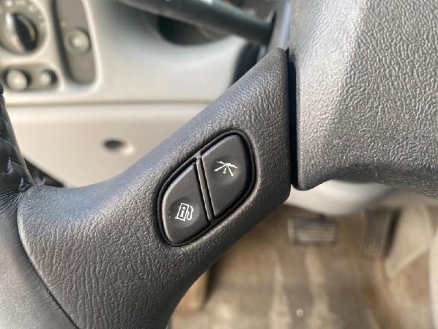 2005 Black /Light Gray Chevrolet TrailBlazer LT LOW MILES 30,654 (1GNDS13S752) with an 4.2L Vortec 4200 SFI I6 Engine engine, Automatic transmission, located at 4701 North Dixie Hwy, Pompano Beach, FL, 33064, (954) 422-2889, 26.240938, -80.123474 - OUR WEBPAGE FLORIDACARS1.COM HAS OVER 100 PHOTOS AND FREE CARFAX LINK 2005 CHEVROLET TRAILBLAZER LS VIN: 1GNDS13S752214856 4 DOOR WAGON/SPORT UTILITY 4.2L I6 F GASOLINE REAR WHEEL DRIVE Highlighted Features Alloy Wheels Automatic Climate Control Connected Car Cruise Control Dual-Zone Climate Control - Photo#39