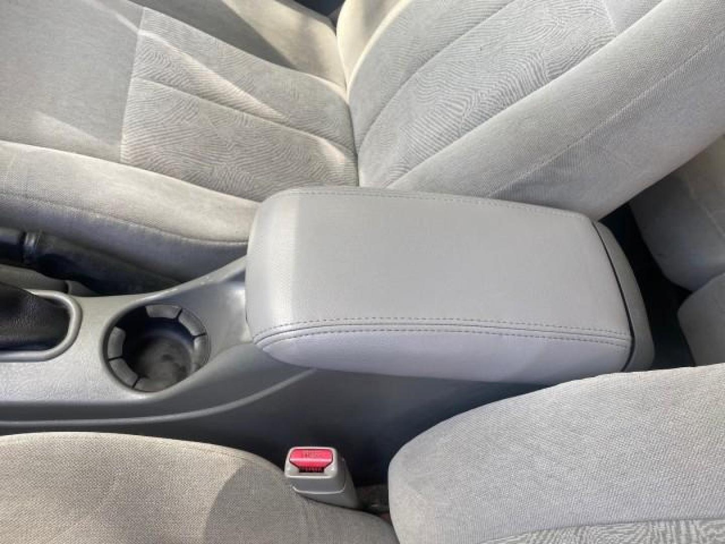 2005 Black /Light Gray Chevrolet TrailBlazer LT LOW MILES 30,654 (1GNDS13S752) with an 4.2L Vortec 4200 SFI I6 Engine engine, Automatic transmission, located at 4701 North Dixie Hwy, Pompano Beach, FL, 33064, (954) 422-2889, 26.240938, -80.123474 - OUR WEBPAGE FLORIDACARS1.COM HAS OVER 100 PHOTOS AND FREE CARFAX LINK 2005 CHEVROLET TRAILBLAZER LS VIN: 1GNDS13S752214856 4 DOOR WAGON/SPORT UTILITY 4.2L I6 F GASOLINE REAR WHEEL DRIVE Highlighted Features Alloy Wheels Automatic Climate Control Connected Car Cruise Control Dual-Zone Climate Control - Photo#49