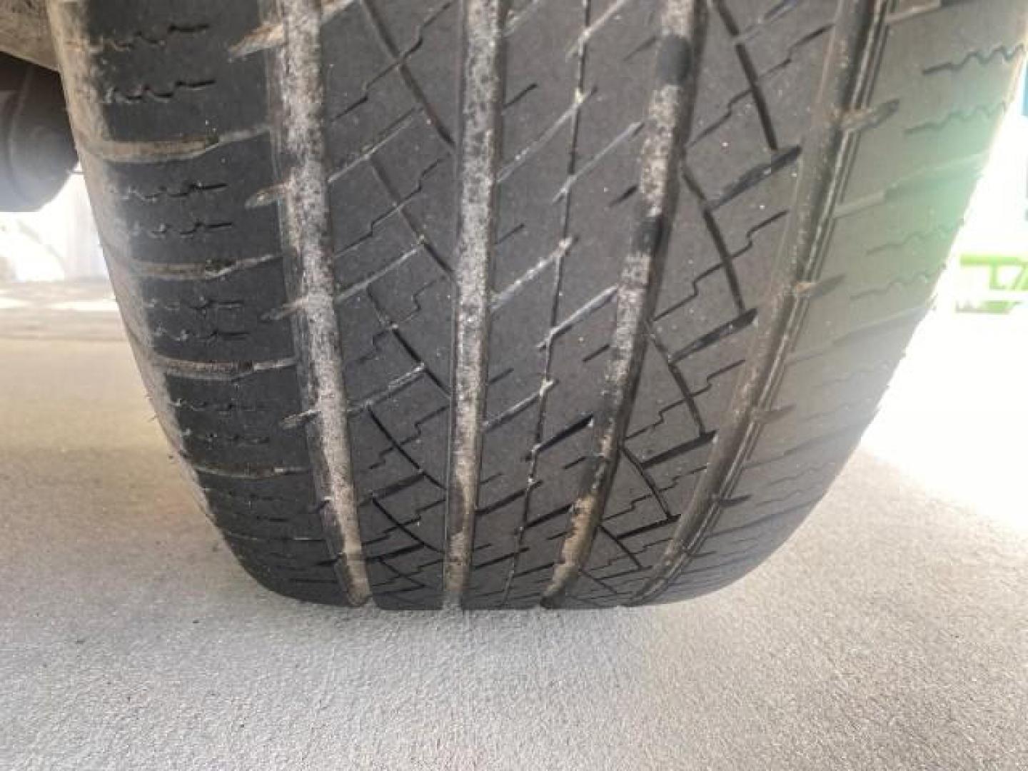 2005 Black /Light Gray Chevrolet TrailBlazer LT LOW MILES 30,654 (1GNDS13S752) with an 4.2L Vortec 4200 SFI I6 Engine engine, Automatic transmission, located at 4701 North Dixie Hwy, Pompano Beach, FL, 33064, (954) 422-2889, 26.240938, -80.123474 - OUR WEBPAGE FLORIDACARS1.COM HAS OVER 100 PHOTOS AND FREE CARFAX LINK 2005 CHEVROLET TRAILBLAZER LS VIN: 1GNDS13S752214856 4 DOOR WAGON/SPORT UTILITY 4.2L I6 F GASOLINE REAR WHEEL DRIVE Highlighted Features Alloy Wheels Automatic Climate Control Connected Car Cruise Control Dual-Zone Climate Control - Photo#70