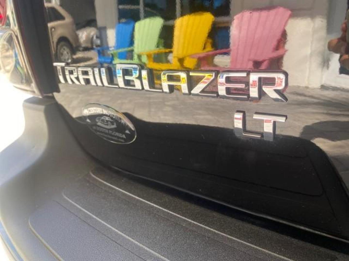 2005 Black /Light Gray Chevrolet TrailBlazer LT LOW MILES 30,654 (1GNDS13S752) with an 4.2L Vortec 4200 SFI I6 Engine engine, Automatic transmission, located at 4701 North Dixie Hwy, Pompano Beach, FL, 33064, (954) 422-2889, 26.240938, -80.123474 - OUR WEBPAGE FLORIDACARS1.COM HAS OVER 100 PHOTOS AND FREE CARFAX LINK 2005 CHEVROLET TRAILBLAZER LS VIN: 1GNDS13S752214856 4 DOOR WAGON/SPORT UTILITY 4.2L I6 F GASOLINE REAR WHEEL DRIVE Highlighted Features Alloy Wheels Automatic Climate Control Connected Car Cruise Control Dual-Zone Climate Control - Photo#76