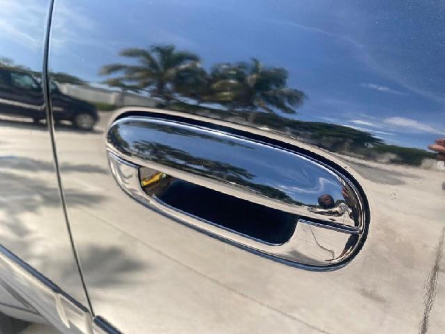 2005 Black /Light Gray Chevrolet TrailBlazer LT LOW MILES 30,654 (1GNDS13S752) with an 4.2L Vortec 4200 SFI I6 Engine engine, Automatic transmission, located at 4701 North Dixie Hwy, Pompano Beach, FL, 33064, (954) 422-2889, 26.240938, -80.123474 - OUR WEBPAGE FLORIDACARS1.COM HAS OVER 100 PHOTOS AND FREE CARFAX LINK 2005 CHEVROLET TRAILBLAZER LS VIN: 1GNDS13S752214856 4 DOOR WAGON/SPORT UTILITY 4.2L I6 F GASOLINE REAR WHEEL DRIVE Highlighted Features Alloy Wheels Automatic Climate Control Connected Car Cruise Control Dual-Zone Climate Control - Photo#93