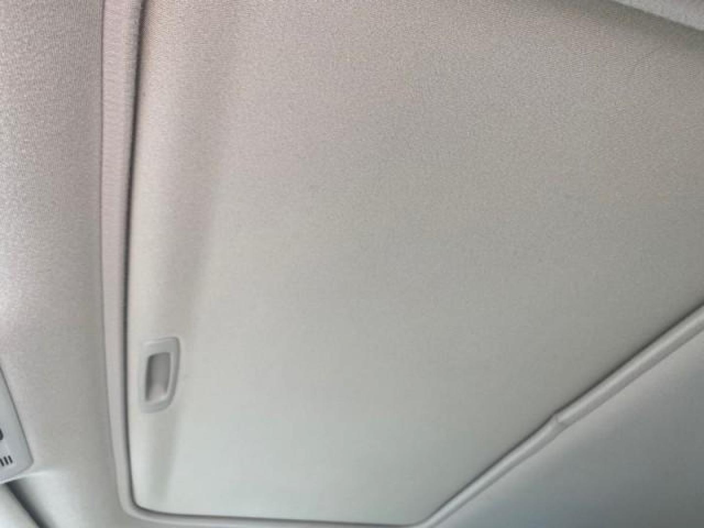 2008 Millennium Silver Metallic /Light Gray Lexus RX 350 LOW MILES SUNROOF NON SMOKERS (2T2GK31U68C) with an 3.5L DOHC SFI 24-Valve V6 Engine engine, Automatic transmission, located at 4701 North Dixie Hwy, Pompano Beach, FL, 33064, (954) 422-2889, 26.240938, -80.123474 - OUR WEBPAGE FLORIDACARS1.COM HAS OVER 100 PHOTOS AND FREE CARFAX LINK 2008 LEXUS RX 350 VIN: 2T2GK31U68C043234 2 T 2 G K 3 1 U 6 8 C 0 4 3 2 3 4 4 DOOR WAGON/SPORT UTILITY 3.5L V6 F DOHC 24V GASOLINE FRONT WHEEL DRIVE Features ABS Brakes Air Conditioning Alloy Wheels AM/FM Stereo Automatic Transmiss - Photo#63