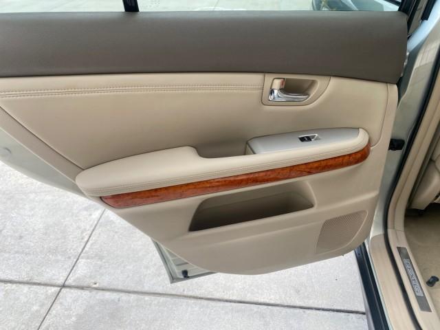 2008 Millennium Silver Metallic /Light Gray Lexus RX 350 LOW MILES SUNROOF NON SMOKERS (2T2GK31U68C) with an 3.5L DOHC SFI 24-Valve V6 Engine engine, Automatic transmission, located at 4701 North Dixie Hwy, Pompano Beach, FL, 33064, (954) 422-2889, 26.240938, -80.123474 - OUR WEBPAGE FLORIDACARS1.COM HAS OVER 100 PHOTOS AND FREE CARFAX LINK 2008 LEXUS RX 350 VIN: 2T2GK31U68C043234 2 T 2 G K 3 1 U 6 8 C 0 4 3 2 3 4 4 DOOR WAGON/SPORT UTILITY 3.5L V6 F DOHC 24V GASOLINE FRONT WHEEL DRIVE Features ABS Brakes Air Conditioning Alloy Wheels AM/FM Stereo Automatic Transmiss - Photo#66