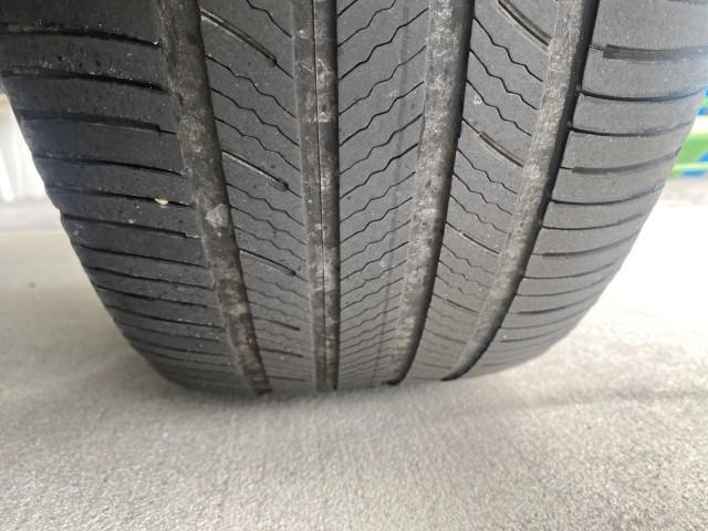 2008 Millennium Silver Metallic /Light Gray Lexus RX 350 LOW MILES SUNROOF NON SMOKERS (2T2GK31U68C) with an 3.5L DOHC SFI 24-Valve V6 Engine engine, Automatic transmission, located at 4701 North Dixie Hwy, Pompano Beach, FL, 33064, (954) 422-2889, 26.240938, -80.123474 - OUR WEBPAGE FLORIDACARS1.COM HAS OVER 100 PHOTOS AND FREE CARFAX LINK 2008 LEXUS RX 350 VIN: 2T2GK31U68C043234 2 T 2 G K 3 1 U 6 8 C 0 4 3 2 3 4 4 DOOR WAGON/SPORT UTILITY 3.5L V6 F DOHC 24V GASOLINE FRONT WHEEL DRIVE Features ABS Brakes Air Conditioning Alloy Wheels AM/FM Stereo Automatic Transmiss - Photo#78