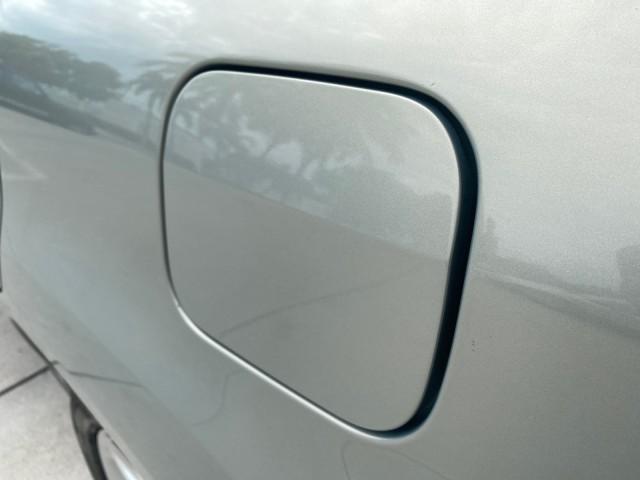 2008 Millennium Silver Metallic /Light Gray Lexus RX 350 LOW MILES SUNROOF NON SMOKERS (2T2GK31U68C) with an 3.5L DOHC SFI 24-Valve V6 Engine engine, Automatic transmission, located at 4701 North Dixie Hwy, Pompano Beach, FL, 33064, (954) 422-2889, 26.240938, -80.123474 - OUR WEBPAGE FLORIDACARS1.COM HAS OVER 100 PHOTOS AND FREE CARFAX LINK 2008 LEXUS RX 350 VIN: 2T2GK31U68C043234 2 T 2 G K 3 1 U 6 8 C 0 4 3 2 3 4 4 DOOR WAGON/SPORT UTILITY 3.5L V6 F DOHC 24V GASOLINE FRONT WHEEL DRIVE Features ABS Brakes Air Conditioning Alloy Wheels AM/FM Stereo Automatic Transmiss - Photo#79