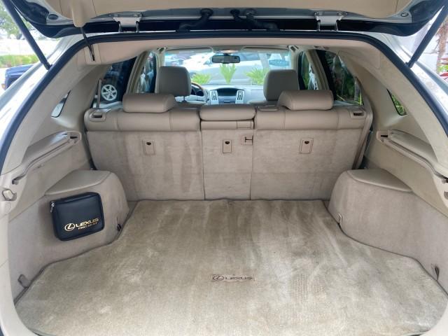 2008 Millennium Silver Metallic /Light Gray Lexus RX 350 LOW MILES SUNROOF NON SMOKERS (2T2GK31U68C) with an 3.5L DOHC SFI 24-Valve V6 Engine engine, Automatic transmission, located at 4701 North Dixie Hwy, Pompano Beach, FL, 33064, (954) 422-2889, 26.240938, -80.123474 - OUR WEBPAGE FLORIDACARS1.COM HAS OVER 100 PHOTOS AND FREE CARFAX LINK 2008 LEXUS RX 350 VIN: 2T2GK31U68C043234 2 T 2 G K 3 1 U 6 8 C 0 4 3 2 3 4 4 DOOR WAGON/SPORT UTILITY 3.5L V6 F DOHC 24V GASOLINE FRONT WHEEL DRIVE Features ABS Brakes Air Conditioning Alloy Wheels AM/FM Stereo Automatic Transmiss - Photo#88