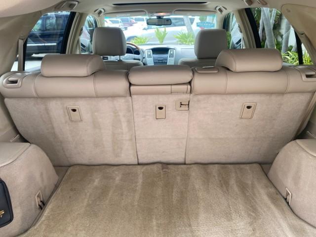 2008 Millennium Silver Metallic /Light Gray Lexus RX 350 LOW MILES SUNROOF NON SMOKERS (2T2GK31U68C) with an 3.5L DOHC SFI 24-Valve V6 Engine engine, Automatic transmission, located at 4701 North Dixie Hwy, Pompano Beach, FL, 33064, (954) 422-2889, 26.240938, -80.123474 - OUR WEBPAGE FLORIDACARS1.COM HAS OVER 100 PHOTOS AND FREE CARFAX LINK 2008 LEXUS RX 350 VIN: 2T2GK31U68C043234 2 T 2 G K 3 1 U 6 8 C 0 4 3 2 3 4 4 DOOR WAGON/SPORT UTILITY 3.5L V6 F DOHC 24V GASOLINE FRONT WHEEL DRIVE Features ABS Brakes Air Conditioning Alloy Wheels AM/FM Stereo Automatic Transmiss - Photo#89