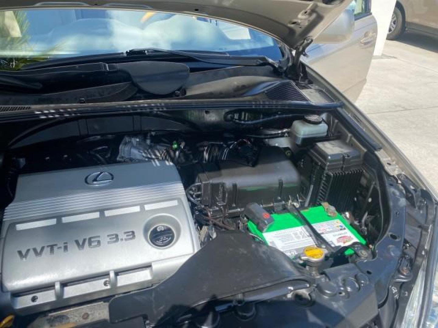 2004 Savannah Metallic /Ivory Lexus RX 330 LOW MILES 69,822 1 FL 2WD (JTJGA31U040) with an 3.3L DOHC MPI 24-Valve V6 Engine engine, Automatic transmission, located at 4701 North Dixie Hwy, Pompano Beach, FL, 33064, (954) 422-2889, 26.240938, -80.123474 - OUR WEBPAGE FLORIDACARS1.COM HAS OVER 100 PHOTOS AND FREE CARFAX LINK 2004 LEXUS RX 330 VIN: JTJGA31U040004194 J T J G A 3 1 U 0 4 0 0 0 4 1 9 4 4 DOOR WAGON/SPORT UTILITY 3.3L V6 F 24V GASOLINE FRONT WHEEL DRIVE Features ABS Brakes Air Conditioning Alloy Wheels AM/FM Stereo Automatic Transmission C - Photo#25