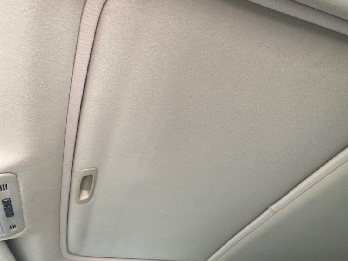 2004 Savannah Metallic /Ivory Lexus RX 330 LOW MILES 69,822 1 FL 2WD (JTJGA31U040) with an 3.3L DOHC MPI 24-Valve V6 Engine engine, Automatic transmission, located at 4701 North Dixie Hwy, Pompano Beach, FL, 33064, (954) 422-2889, 26.240938, -80.123474 - OUR WEBPAGE FLORIDACARS1.COM HAS OVER 100 PHOTOS AND FREE CARFAX LINK 2004 LEXUS RX 330 VIN: JTJGA31U040004194 J T J G A 3 1 U 0 4 0 0 0 4 1 9 4 4 DOOR WAGON/SPORT UTILITY 3.3L V6 F 24V GASOLINE FRONT WHEEL DRIVE Features ABS Brakes Air Conditioning Alloy Wheels AM/FM Stereo Automatic Transmission C - Photo#60