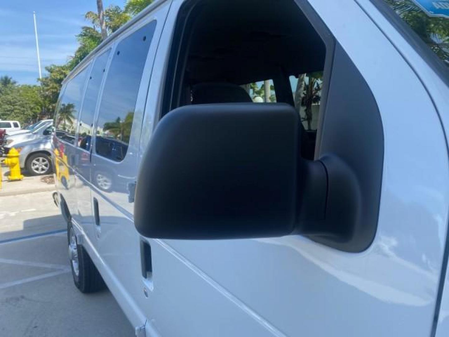 2002 Oxford White /Medium Graphite Ford Econoline Wagon XLT 15 PASSENGER FLORIDA (1FBSS31L32H) with an 5.4L EFI OHC V8 Engine engine, Automatic transmission, located at 4701 North Dixie Hwy, Pompano Beach, FL, 33064, (954) 422-2889, 26.240938, -80.123474 - OUR WEBPAGE FLORIDACARS1.COM HAS OVER 100 PHOTOS AND FREE CARFAX LINK 2002 FORD E-SERIES E-350 SD XLT VIN: 1FBSS31L32HA48789 1 F B S S 3 1 L 3 2 H A 4 8 7 8 9 VAN 5.4L V8 F SOHC 16V GASOLINE REAR WHEEL DRIVE Top Features Cloth Seats Rear Air Conditioning Third Row Seat Tow Hitch Basic Features ABS B - Photo#96