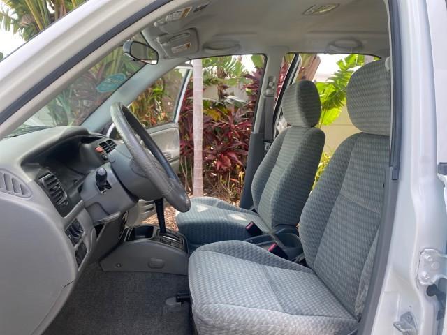 2001 Bright White /Gray Suzuki Vitara JLS LOW 35,130 1 OWNER (2S3TE52V716) with an 2.0L DOHC MPFI 16-Valve 4-Cyl Engine engine, Automatic transmission, located at 4701 North Dixie Hwy, Pompano Beach, FL, 33064, (954) 422-2889, 26.240938, -80.123474 - OUR WEBPAGE FLORIDACARS1.COM HAS OVER 100 PHOTOS AND FREE CARFAX LINK 2001 SUZUKI VITARA JLS VIN: 2S3TE52V716105780 2 S 3 T E 5 2 V 7 1 6 1 0 5 7 8 0 4 DOOR WAGON/SPORT UTILITY 2.0L I4 F DOHC 16V GASOLINE REAR WHEEL DRIVE Top Features Cloth Seats Soft Top Basic Features AM/FM Stereo Air Conditioning - Photo#10