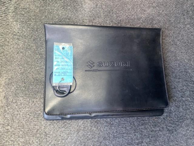 2001 Bright White /Gray Suzuki Vitara JLS LOW 35,130 1 OWNER (2S3TE52V716) with an 2.0L DOHC MPFI 16-Valve 4-Cyl Engine engine, Automatic transmission, located at 4701 North Dixie Hwy, Pompano Beach, FL, 33064, (954) 422-2889, 26.240938, -80.123474 - OUR WEBPAGE FLORIDACARS1.COM HAS OVER 100 PHOTOS AND FREE CARFAX LINK 2001 SUZUKI VITARA JLS VIN: 2S3TE52V716105780 2 S 3 T E 5 2 V 7 1 6 1 0 5 7 8 0 4 DOOR WAGON/SPORT UTILITY 2.0L I4 F DOHC 16V GASOLINE REAR WHEEL DRIVE Top Features Cloth Seats Soft Top Basic Features AM/FM Stereo Air Conditioning - Photo#23