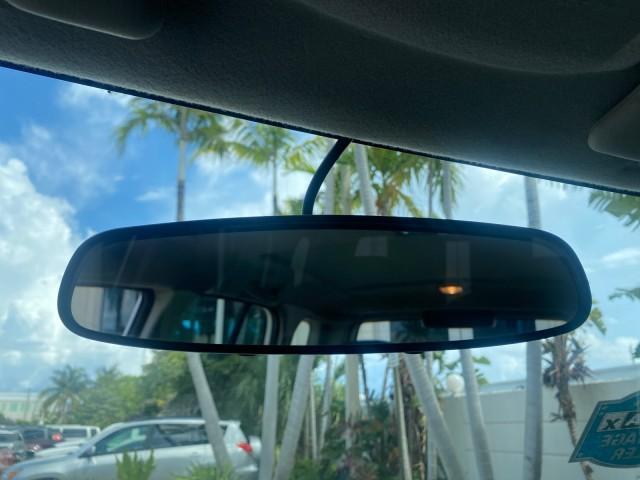 2001 Bright White /Gray Suzuki Vitara JLS LOW 35,130 1 OWNER (2S3TE52V716) with an 2.0L DOHC MPFI 16-Valve 4-Cyl Engine engine, Automatic transmission, located at 4701 North Dixie Hwy, Pompano Beach, FL, 33064, (954) 422-2889, 26.240938, -80.123474 - OUR WEBPAGE FLORIDACARS1.COM HAS OVER 100 PHOTOS AND FREE CARFAX LINK 2001 SUZUKI VITARA JLS VIN: 2S3TE52V716105780 2 S 3 T E 5 2 V 7 1 6 1 0 5 7 8 0 4 DOOR WAGON/SPORT UTILITY 2.0L I4 F DOHC 16V GASOLINE REAR WHEEL DRIVE Top Features Cloth Seats Soft Top Basic Features AM/FM Stereo Air Conditioning - Photo#50