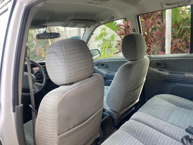 2001 Bright White /Gray Suzuki Vitara JLS LOW 35,130 1 OWNER (2S3TE52V716) with an 2.0L DOHC MPFI 16-Valve 4-Cyl Engine engine, Automatic transmission, located at 4701 North Dixie Hwy, Pompano Beach, FL, 33064, (954) 422-2889, 26.240938, -80.123474 - OUR WEBPAGE FLORIDACARS1.COM HAS OVER 100 PHOTOS AND FREE CARFAX LINK 2001 SUZUKI VITARA JLS VIN: 2S3TE52V716105780 2 S 3 T E 5 2 V 7 1 6 1 0 5 7 8 0 4 DOOR WAGON/SPORT UTILITY 2.0L I4 F DOHC 16V GASOLINE REAR WHEEL DRIVE Top Features Cloth Seats Soft Top Basic Features AM/FM Stereo Air Conditioning - Photo#64