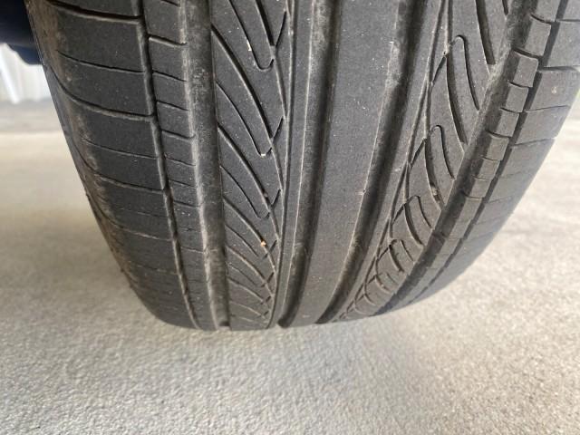 2001 Bright White /Gray Suzuki Vitara JLS LOW 35,130 1 OWNER (2S3TE52V716) with an 2.0L DOHC MPFI 16-Valve 4-Cyl Engine engine, Automatic transmission, located at 4701 North Dixie Hwy, Pompano Beach, FL, 33064, (954) 422-2889, 26.240938, -80.123474 - OUR WEBPAGE FLORIDACARS1.COM HAS OVER 100 PHOTOS AND FREE CARFAX LINK 2001 SUZUKI VITARA JLS VIN: 2S3TE52V716105780 2 S 3 T E 5 2 V 7 1 6 1 0 5 7 8 0 4 DOOR WAGON/SPORT UTILITY 2.0L I4 F DOHC 16V GASOLINE REAR WHEEL DRIVE Top Features Cloth Seats Soft Top Basic Features AM/FM Stereo Air Conditioning - Photo#70