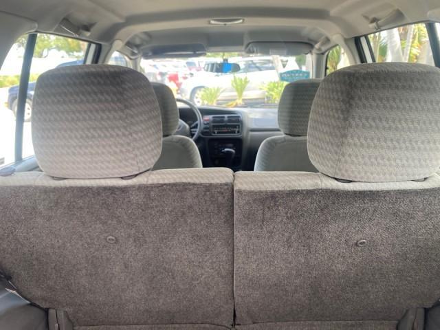 2001 Bright White /Gray Suzuki Vitara JLS LOW 35,130 1 OWNER (2S3TE52V716) with an 2.0L DOHC MPFI 16-Valve 4-Cyl Engine engine, Automatic transmission, located at 4701 North Dixie Hwy, Pompano Beach, FL, 33064, (954) 422-2889, 26.240938, -80.123474 - OUR WEBPAGE FLORIDACARS1.COM HAS OVER 100 PHOTOS AND FREE CARFAX LINK 2001 SUZUKI VITARA JLS VIN: 2S3TE52V716105780 2 S 3 T E 5 2 V 7 1 6 1 0 5 7 8 0 4 DOOR WAGON/SPORT UTILITY 2.0L I4 F DOHC 16V GASOLINE REAR WHEEL DRIVE Top Features Cloth Seats Soft Top Basic Features AM/FM Stereo Air Conditioning - Photo#80