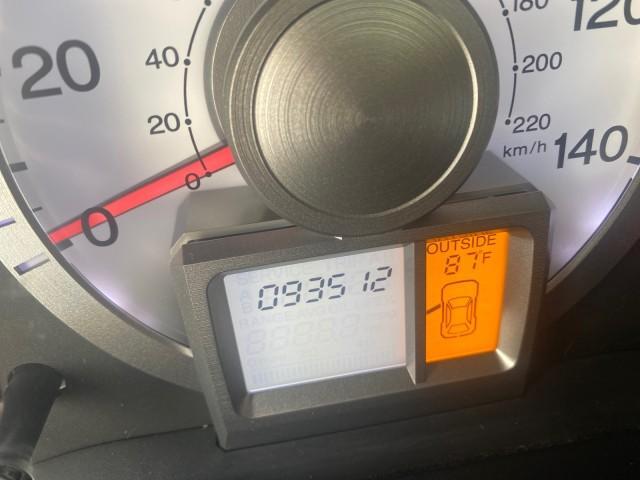 2011 Taffeta White /Gray Honda Pilot EX-L FL LOW MILES 93,512 (5FNYF3H58BB) with an 3.5L SOHC MPFI 24-Valve i-VTEC V6 Engine engine, Automatic transmission, located at 4701 North Dixie Hwy, Pompano Beach, FL, 33064, (954) 422-2889, 26.240938, -80.123474 - OUR WEBPAGE FLORIDACARS1.COM HAS OVER 100 PHOTOS AND FREE CARFAX LINK 2011 HONDA PILOT EX-L VIN: 5FNYF3H58BB048398 5 F N Y F 3 H 5 8 B B 0 4 8 3 9 8 4 DOOR WAGON/SPORT UTILITY 3.5L V6 F SOHC 24V GASOLINE FRONT WHEEL DRIVE Features ABS Brakes Air Conditioning Alloy Wheels AM/FM Stereo Automatic Trans - Photo#18