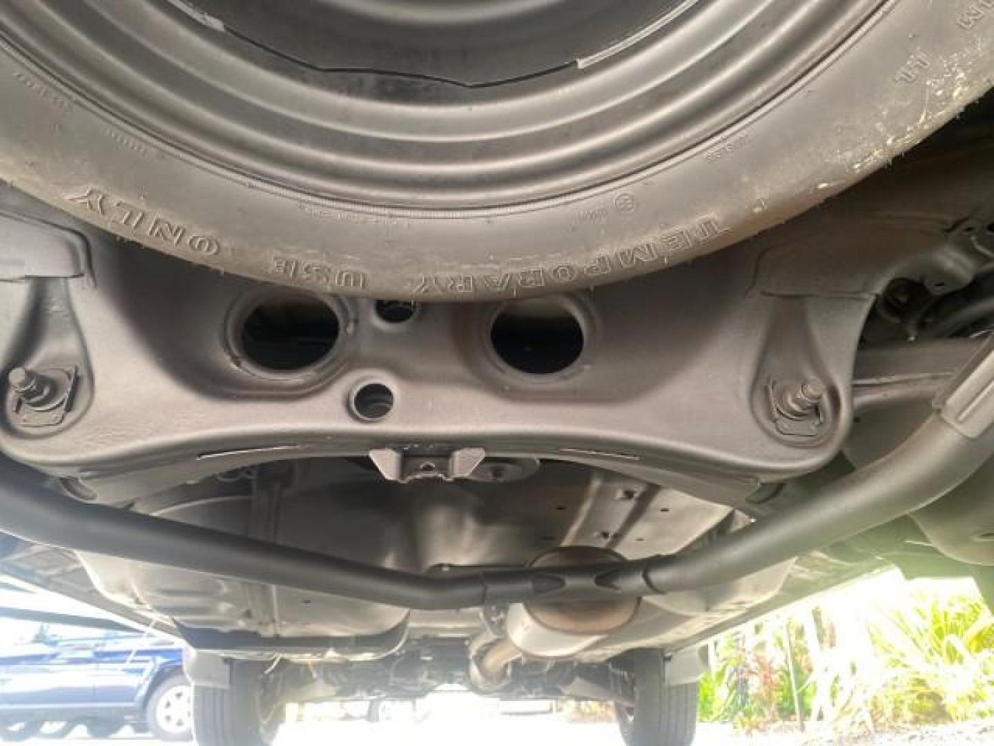 2011 Taffeta White /Gray Honda Pilot EX-L FL LOW MILES 93,295 (5FNYF3H58BB) with an 3.5L SOHC MPFI 24-Valve i-VTEC V6 Engine engine, Automatic transmission, located at 4701 North Dixie Hwy, Pompano Beach, FL, 33064, (954) 422-2889, 26.240938, -80.123474 - OUR WEBPAGE FLORIDACARS1.COM HAS OVER 100 PHOTOS AND FREE CARFAX LINK 2011 HONDA PILOT EX-L VIN: 5FNYF3H58BB048398 5 F N Y F 3 H 5 8 B B 0 4 8 3 9 8 4 DOOR WAGON/SPORT UTILITY 3.5L V6 F SOHC 24V GASOLINE FRONT WHEEL DRIVE Features ABS Brakes Air Conditioning Alloy Wheels AM/FM Stereo Automatic Trans - Photo#22