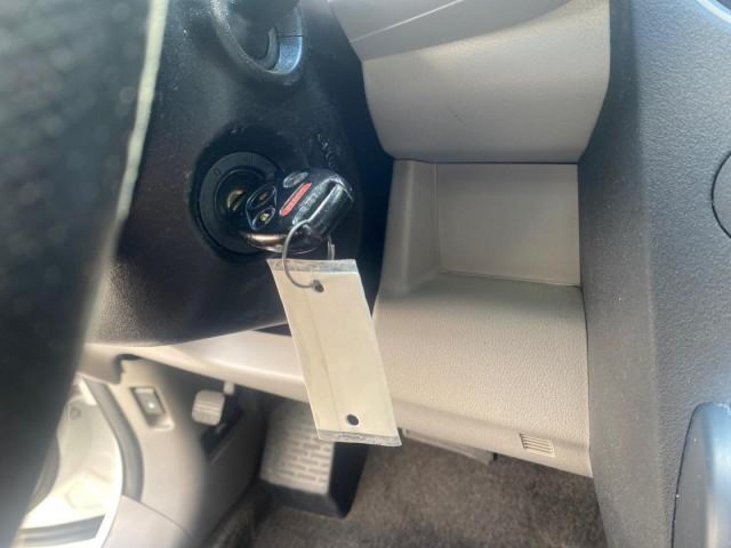 2011 Taffeta White /Gray Honda Pilot EX-L FL LOW MILES 93,295 (5FNYF3H58BB) with an 3.5L SOHC MPFI 24-Valve i-VTEC V6 Engine engine, Automatic transmission, located at 4701 North Dixie Hwy, Pompano Beach, FL, 33064, (954) 422-2889, 26.240938, -80.123474 - OUR WEBPAGE FLORIDACARS1.COM HAS OVER 100 PHOTOS AND FREE CARFAX LINK 2011 HONDA PILOT EX-L VIN: 5FNYF3H58BB048398 5 F N Y F 3 H 5 8 B B 0 4 8 3 9 8 4 DOOR WAGON/SPORT UTILITY 3.5L V6 F SOHC 24V GASOLINE FRONT WHEEL DRIVE Features ABS Brakes Air Conditioning Alloy Wheels AM/FM Stereo Automatic Trans - Photo#47