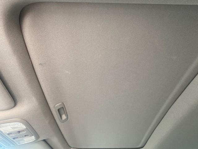 2011 Taffeta White /Gray Honda Pilot EX-L FL LOW MILES 93,512 (5FNYF3H58BB) with an 3.5L SOHC MPFI 24-Valve i-VTEC V6 Engine engine, Automatic transmission, located at 4701 North Dixie Hwy, Pompano Beach, FL, 33064, (954) 422-2889, 26.240938, -80.123474 - OUR WEBPAGE FLORIDACARS1.COM HAS OVER 100 PHOTOS AND FREE CARFAX LINK 2011 HONDA PILOT EX-L VIN: 5FNYF3H58BB048398 5 F N Y F 3 H 5 8 B B 0 4 8 3 9 8 4 DOOR WAGON/SPORT UTILITY 3.5L V6 F SOHC 24V GASOLINE FRONT WHEEL DRIVE Features ABS Brakes Air Conditioning Alloy Wheels AM/FM Stereo Automatic Trans - Photo#68