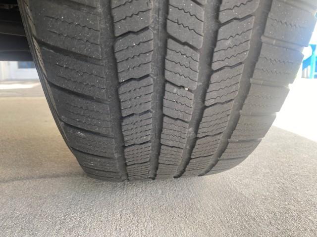 2011 Taffeta White /Gray Honda Pilot EX-L FL LOW MILES 93,512 (5FNYF3H58BB) with an 3.5L SOHC MPFI 24-Valve i-VTEC V6 Engine engine, Automatic transmission, located at 4701 North Dixie Hwy, Pompano Beach, FL, 33064, (954) 422-2889, 26.240938, -80.123474 - OUR WEBPAGE FLORIDACARS1.COM HAS OVER 100 PHOTOS AND FREE CARFAX LINK 2011 HONDA PILOT EX-L VIN: 5FNYF3H58BB048398 5 F N Y F 3 H 5 8 B B 0 4 8 3 9 8 4 DOOR WAGON/SPORT UTILITY 3.5L V6 F SOHC 24V GASOLINE FRONT WHEEL DRIVE Features ABS Brakes Air Conditioning Alloy Wheels AM/FM Stereo Automatic Trans - Photo#83