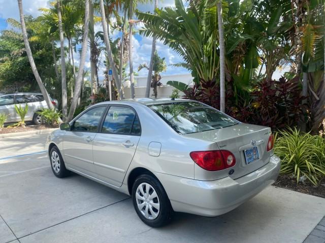 2004 Lunar Mist Metallic /Light Gray Toyota Corolla LE LOW MILES 47,436 (2T1BR38E04C) with an 1.8L DOHC EFI 16-Valve 4-Cyl Aluminum Engine engine, Automatic transmission, located at 4701 North Dixie Hwy, Pompano Beach, FL, 33064, (954) 422-2889, 26.240938, -80.123474 - OUR WEBPAGE FLORIDACARS1.COM HAS OVER 100 PHOTOS AND FREE CARFAX LINK 2004 TOYOTA COROLLA VIN: 2T1BR38E04C236689 2 T 1 B R 3 8 E 0 4 C 2 3 6 6 8 9 SEDAN 4 DR 1.8L I4 F DOHC 16V GASOLINE FRONT WHEEL DRIVE Features ABS Brakes Air Conditioning AM/FM Stereo Automatic Transmission CD Audio Cloth Seats Cr - Photo#5