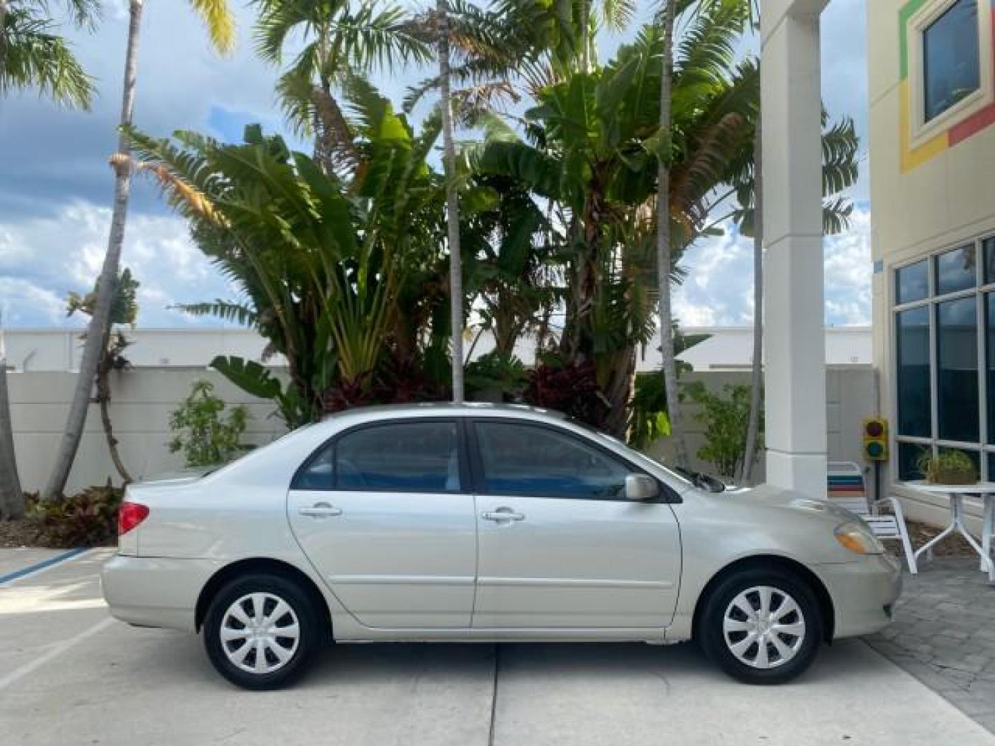 2004 Lunar Mist Metallic /Light Gray Toyota Corolla LE LOW MILES 47,436 (2T1BR38E04C) with an 1.8L DOHC EFI 16-Valve 4-Cyl Aluminum Engine engine, Automatic transmission, located at 4701 North Dixie Hwy, Pompano Beach, FL, 33064, (954) 422-2889, 26.240938, -80.123474 - OUR WEBPAGE FLORIDACARS1.COM HAS OVER 100 PHOTOS AND FREE CARFAX LINK 2004 TOYOTA COROLLA CE VIN: 2T1BR38E04C236689 2 T 1 B R 3 8 E 0 4 C 2 3 6 6 8 9 SEDAN 4 DR 1.8L I4 F DOHC 16V GASOLINE FRONT WHEEL DRIVE Features ABS Brakes Air Conditioning AM/FM Stereo Automatic Transmission CD Audio Cloth Seats - Photo#71