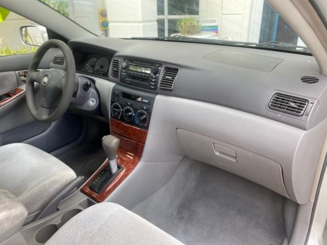 2004 Lunar Mist Metallic /Light Gray Toyota Corolla LE LOW MILES 47,436 (2T1BR38E04C) with an 1.8L DOHC EFI 16-Valve 4-Cyl Aluminum Engine engine, Automatic transmission, located at 4701 North Dixie Hwy, Pompano Beach, FL, 33064, (954) 422-2889, 26.240938, -80.123474 - OUR WEBPAGE FLORIDACARS1.COM HAS OVER 100 PHOTOS AND FREE CARFAX LINK 2004 TOYOTA COROLLA VIN: 2T1BR38E04C236689 2 T 1 B R 3 8 E 0 4 C 2 3 6 6 8 9 SEDAN 4 DR 1.8L I4 F DOHC 16V GASOLINE FRONT WHEEL DRIVE Features ABS Brakes Air Conditioning AM/FM Stereo Automatic Transmission CD Audio Cloth Seats Cr - Photo#84