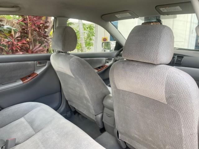 2004 Lunar Mist Metallic /Light Gray Toyota Corolla LE LOW MILES 47,436 (2T1BR38E04C) with an 1.8L DOHC EFI 16-Valve 4-Cyl Aluminum Engine engine, Automatic transmission, located at 4701 North Dixie Hwy, Pompano Beach, FL, 33064, (954) 422-2889, 26.240938, -80.123474 - OUR WEBPAGE FLORIDACARS1.COM HAS OVER 100 PHOTOS AND FREE CARFAX LINK 2004 TOYOTA COROLLA VIN: 2T1BR38E04C236689 2 T 1 B R 3 8 E 0 4 C 2 3 6 6 8 9 SEDAN 4 DR 1.8L I4 F DOHC 16V GASOLINE FRONT WHEEL DRIVE Features ABS Brakes Air Conditioning AM/FM Stereo Automatic Transmission CD Audio Cloth Seats Cr - Photo#94