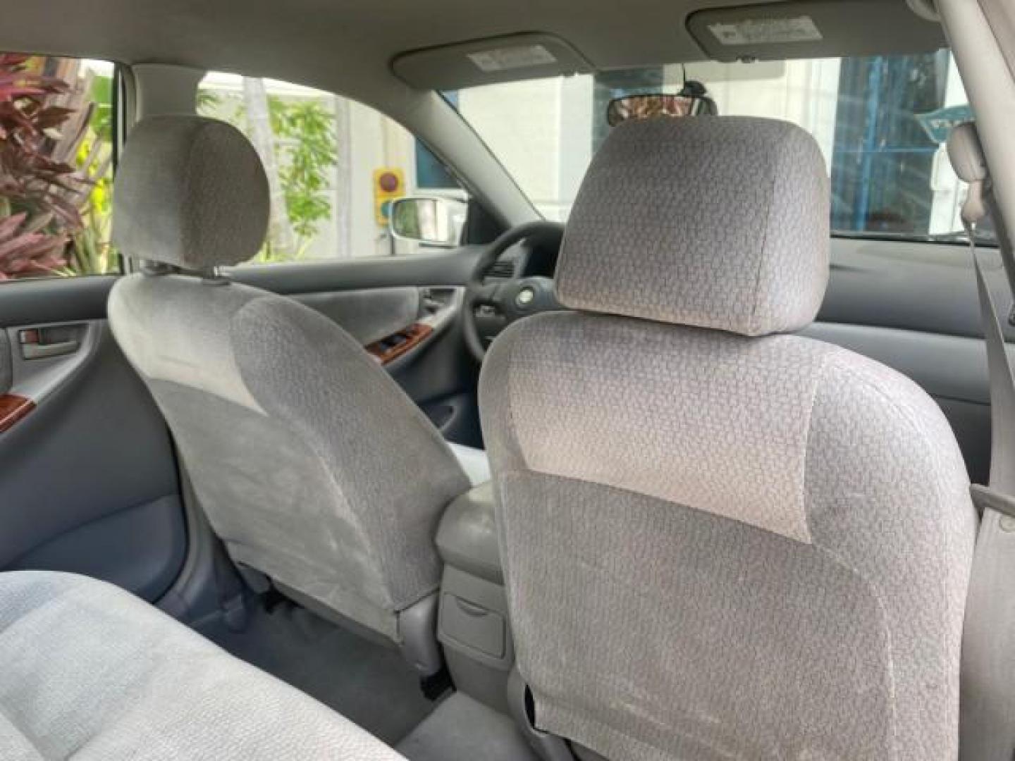 2004 Lunar Mist Metallic /Light Gray Toyota Corolla LE LOW MILES 47,436 (2T1BR38E04C) with an 1.8L DOHC EFI 16-Valve 4-Cyl Aluminum Engine engine, Automatic transmission, located at 4701 North Dixie Hwy, Pompano Beach, FL, 33064, (954) 422-2889, 26.240938, -80.123474 - OUR WEBPAGE FLORIDACARS1.COM HAS OVER 100 PHOTOS AND FREE CARFAX LINK 2004 TOYOTA COROLLA CE VIN: 2T1BR38E04C236689 2 T 1 B R 3 8 E 0 4 C 2 3 6 6 8 9 SEDAN 4 DR 1.8L I4 F DOHC 16V GASOLINE FRONT WHEEL DRIVE Features ABS Brakes Air Conditioning AM/FM Stereo Automatic Transmission CD Audio Cloth Seats - Photo#95