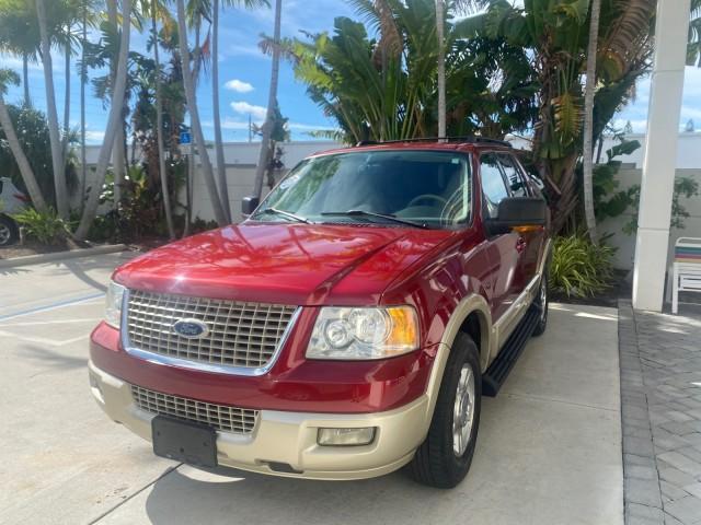 2006 Redfire Metallic /Medium Parchment Ford Expedition Eddie Bauer 1 OWNER FL (1FMPU17556L) with an 5.4L SOHC SEFI 24-Valve V8 Engine engine, Automatic transmission, located at 4701 North Dixie Hwy, Pompano Beach, FL, 33064, (954) 422-2889, 26.240938, -80.123474 - OUR WEBPAGE FLORIDACARS1.COM HAS OVER 100 PHOTOS AND FREE CARFAX LINK 2006 FORD EXPEDITION EDDIE BAUER VIN: 1FMPU17556LA63057 1 F M P U 1 7 5 5 6 L A 6 3 0 5 7 4 DOOR WAGON/SPORT UTILITY 5.4L V8 F SOHC GASOLINE REAR WHEEL DRIVE Top Features Alloy Wheels Leather Seats Memory Seat(s) Power Folding Thi - Photo#3