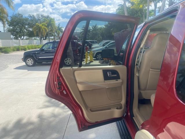 2006 Redfire Metallic /Medium Parchment Ford Expedition Eddie Bauer 1 OWNER FL (1FMPU17556L) with an 5.4L SOHC SEFI 24-Valve V8 Engine engine, Automatic transmission, located at 4701 North Dixie Hwy, Pompano Beach, FL, 33064, (954) 422-2889, 26.240938, -80.123474 - OUR WEBPAGE FLORIDACARS1.COM HAS OVER 100 PHOTOS AND FREE CARFAX LINK 2006 FORD EXPEDITION EDDIE BAUER VIN: 1FMPU17556LA63057 1 F M P U 1 7 5 5 6 L A 6 3 0 5 7 4 DOOR WAGON/SPORT UTILITY 5.4L V8 F SOHC GASOLINE REAR WHEEL DRIVE Top Features Alloy Wheels Leather Seats Memory Seat(s) Power Folding Thi - Photo#13