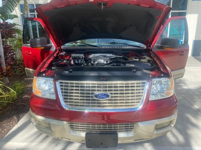2006 Redfire Metallic /Medium Parchment Ford Expedition Eddie Bauer 1 OWNER FL (1FMPU17556L) with an 5.4L SOHC SEFI 24-Valve V8 Engine engine, Automatic transmission, located at 4701 North Dixie Hwy, Pompano Beach, FL, 33064, (954) 422-2889, 26.240938, -80.123474 - OUR WEBPAGE FLORIDACARS1.COM HAS OVER 100 PHOTOS AND FREE CARFAX LINK 2006 FORD EXPEDITION EDDIE BAUER VIN: 1FMPU17556LA63057 1 F M P U 1 7 5 5 6 L A 6 3 0 5 7 4 DOOR WAGON/SPORT UTILITY 5.4L V8 F SOHC GASOLINE REAR WHEEL DRIVE Top Features Alloy Wheels Leather Seats Memory Seat(s) Power Folding Thi - Photo#17