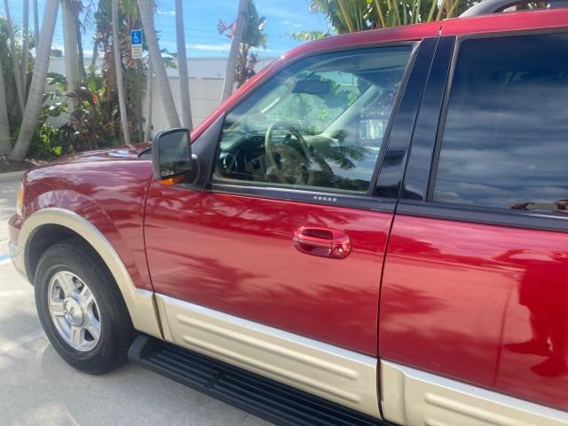 2006 Redfire Metallic /Medium Parchment Ford Expedition Eddie Bauer 1 OWNER FL (1FMPU17556L) with an 5.4L SOHC SEFI 24-Valve V8 Engine engine, Automatic transmission, located at 4701 North Dixie Hwy, Pompano Beach, FL, 33064, (954) 422-2889, 26.240938, -80.123474 - OUR WEBPAGE FLORIDACARS1.COM HAS OVER 100 PHOTOS AND FREE CARFAX LINK 2006 FORD EXPEDITION EDDIE BAUER VIN: 1FMPU17556LA63057 1 F M P U 1 7 5 5 6 L A 6 3 0 5 7 4 DOOR WAGON/SPORT UTILITY 5.4L V8 F SOHC GASOLINE REAR WHEEL DRIVE Top Features Alloy Wheels Leather Seats Memory Seat(s) Power Folding Thi - Photo#26