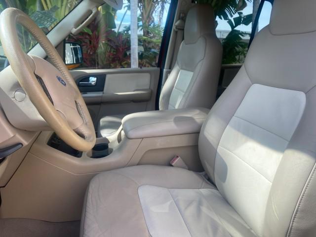 2006 Redfire Metallic /Medium Parchment Ford Expedition Eddie Bauer 1 OWNER FL (1FMPU17556L) with an 5.4L SOHC SEFI 24-Valve V8 Engine engine, Automatic transmission, located at 4701 North Dixie Hwy, Pompano Beach, FL, 33064, (954) 422-2889, 26.240938, -80.123474 - OUR WEBPAGE FLORIDACARS1.COM HAS OVER 100 PHOTOS AND FREE CARFAX LINK 2006 FORD EXPEDITION EDDIE BAUER VIN: 1FMPU17556LA63057 1 F M P U 1 7 5 5 6 L A 6 3 0 5 7 4 DOOR WAGON/SPORT UTILITY 5.4L V8 F SOHC GASOLINE REAR WHEEL DRIVE Top Features Alloy Wheels Leather Seats Memory Seat(s) Power Folding Thi - Photo#33