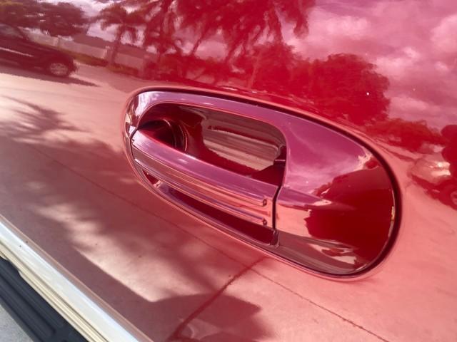 2006 Redfire Metallic /Medium Parchment Ford Expedition Eddie Bauer 1 OWNER FL (1FMPU17556L) with an 5.4L SOHC SEFI 24-Valve V8 Engine engine, Automatic transmission, located at 4701 North Dixie Hwy, Pompano Beach, FL, 33064, (954) 422-2889, 26.240938, -80.123474 - OUR WEBPAGE FLORIDACARS1.COM HAS OVER 100 PHOTOS AND FREE CARFAX LINK 2006 FORD EXPEDITION EDDIE BAUER VIN: 1FMPU17556LA63057 1 F M P U 1 7 5 5 6 L A 6 3 0 5 7 4 DOOR WAGON/SPORT UTILITY 5.4L V8 F SOHC GASOLINE REAR WHEEL DRIVE Top Features Alloy Wheels Leather Seats Memory Seat(s) Power Folding Thi - Photo#58